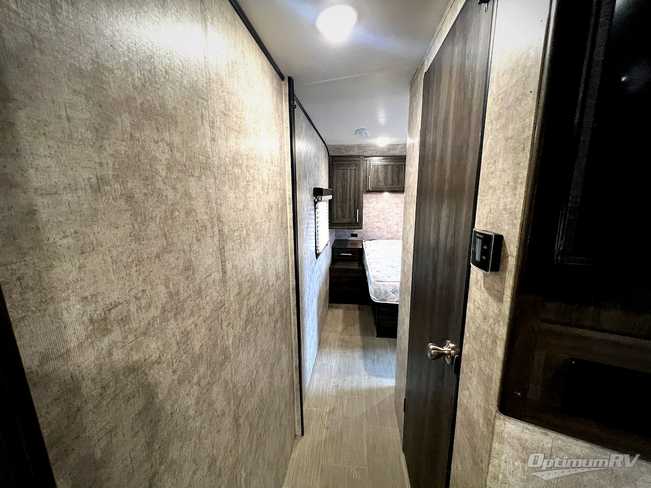 2017 Highland Ridge Open Range Ultra Lite UT2710RL Photo 12