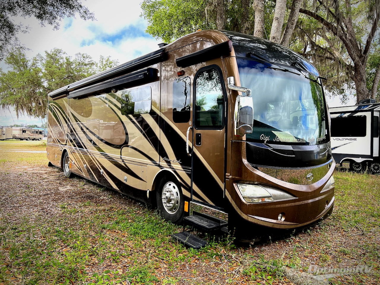 2015 American Coach American Revolution 39A Photo 1