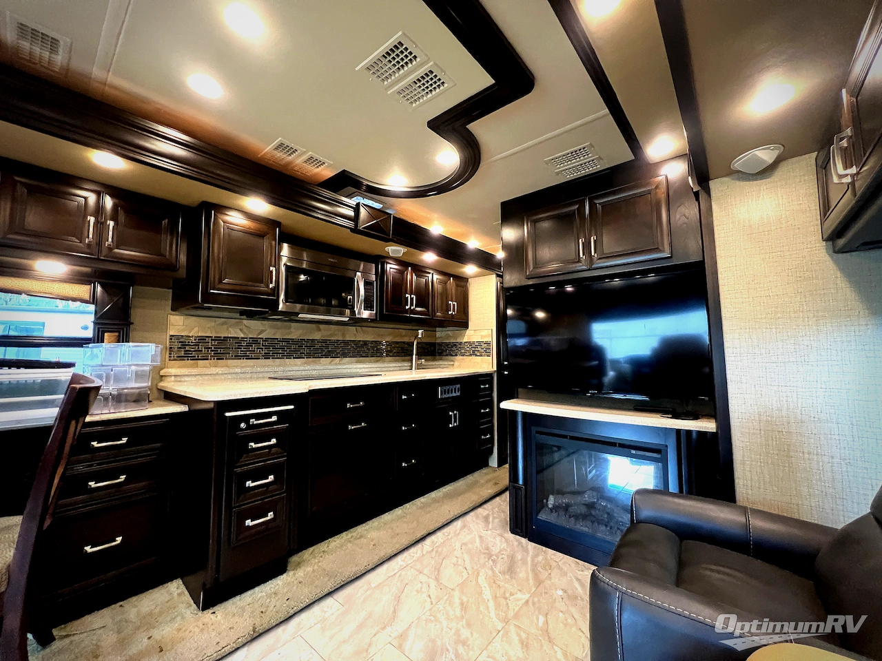 2015 American Coach American Revolution 39A Photo 11