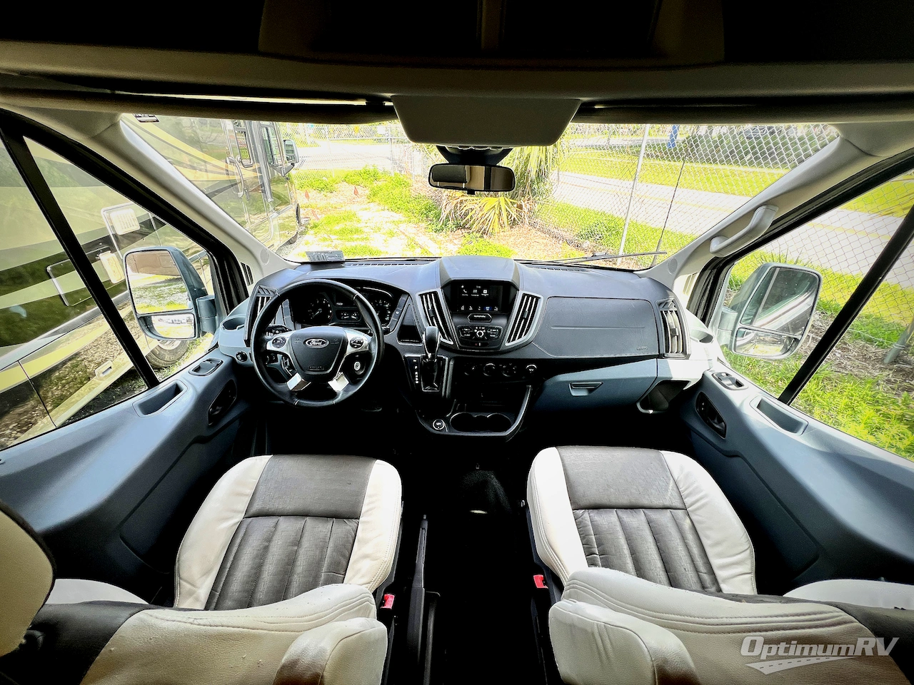 2018 Winnebago Paseo 48P Photo 7