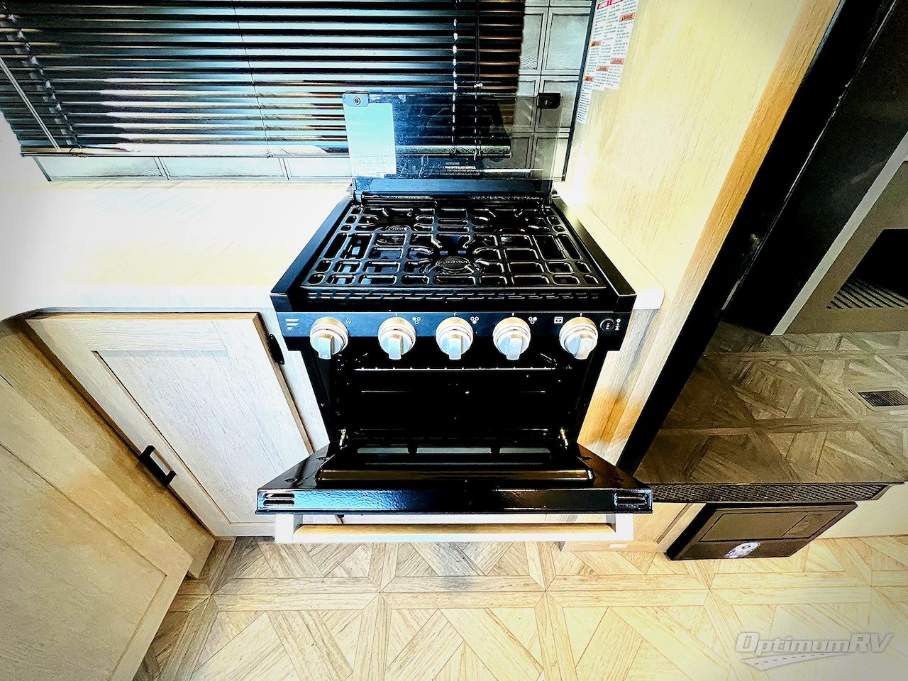 2023 Forest River Wildwood 26RBSX Photo 9