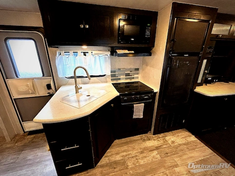 2018 Heartland North Trail 31BHDD King RV Photo 3