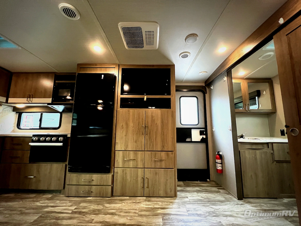 2022 Grand Design Imagine 2600RB Photo 8