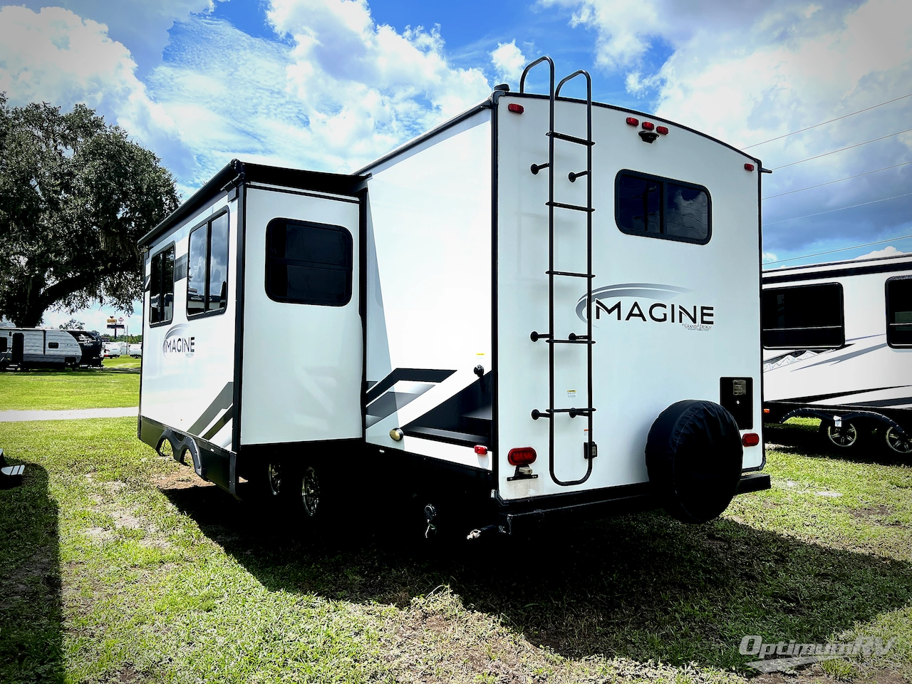 2022 Grand Design Imagine 2600RB Photo 3