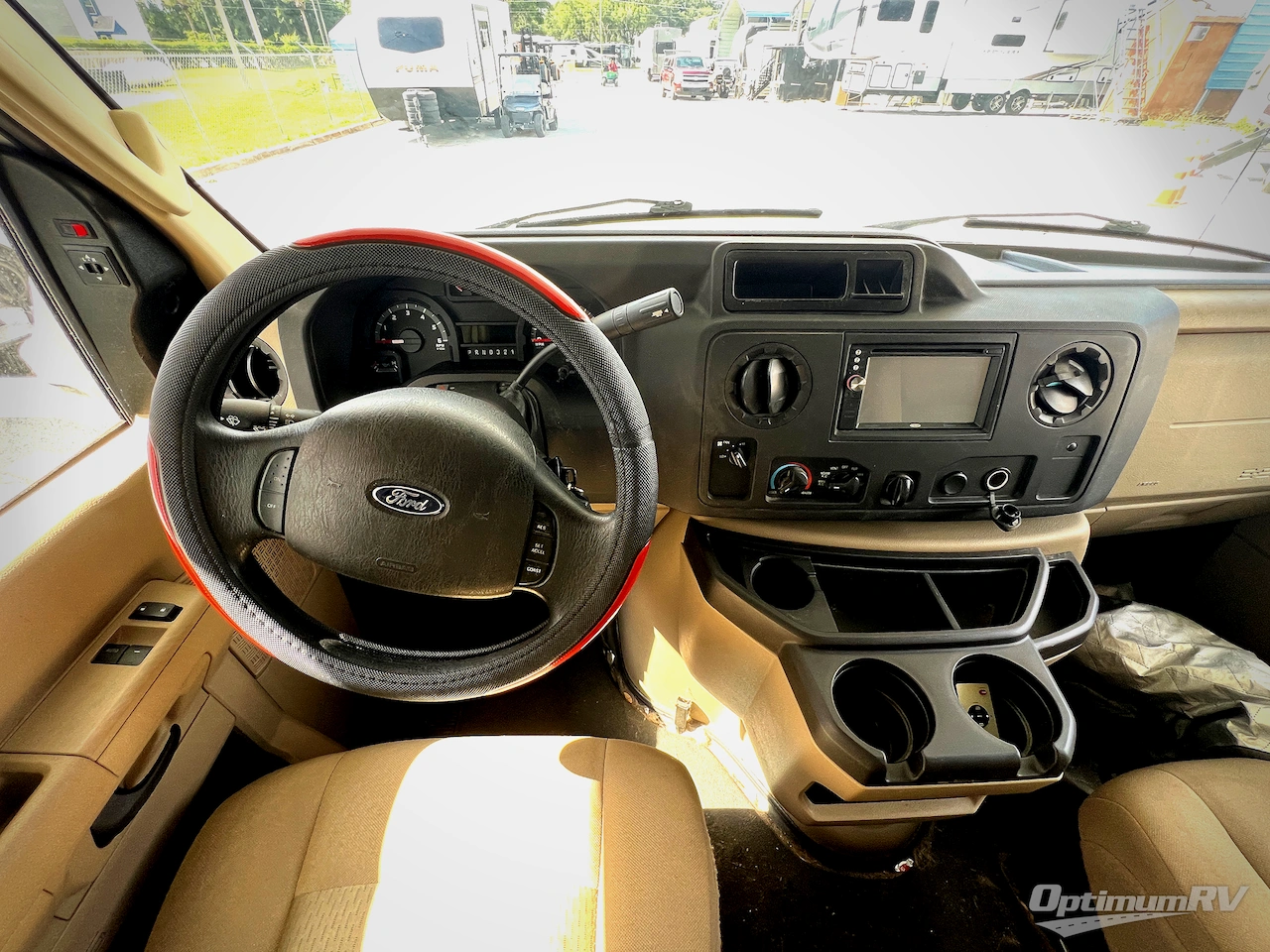 2015 Forest River Sunseeker 3170DS Ford Photo 7