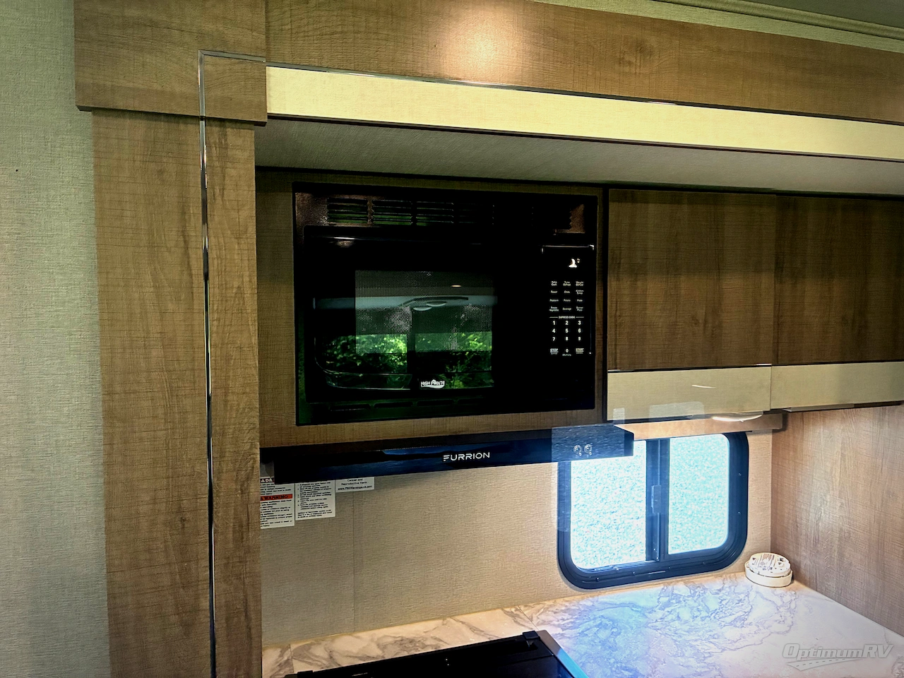 2020 Grand Design Imagine 3250BH Photo 10