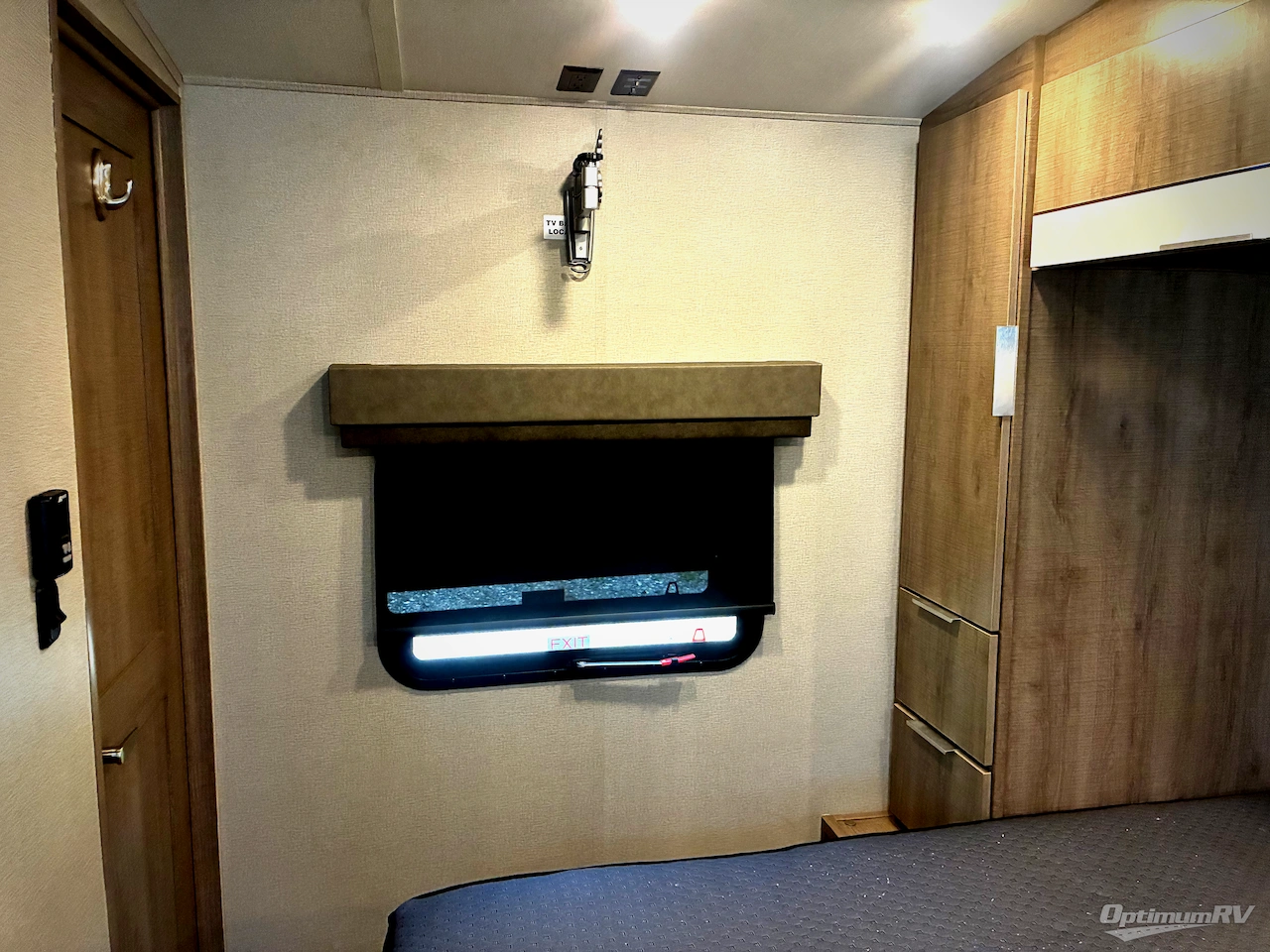 2020 Grand Design Imagine 3250BH Photo 22