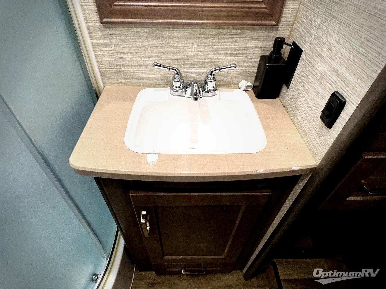 2020 Winnebago Vista 31B Photo 24