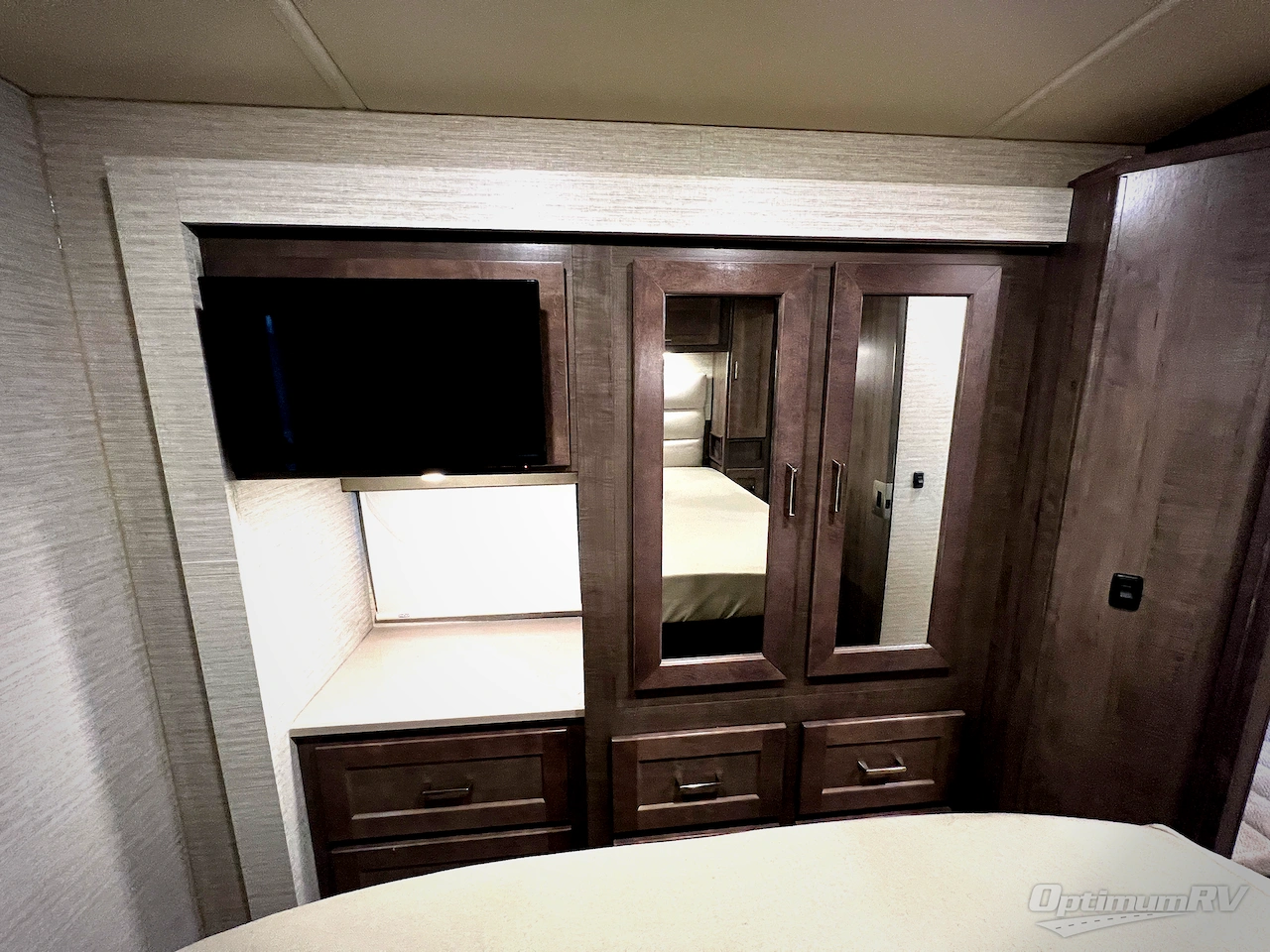 2020 Winnebago Vista 31B Photo 41