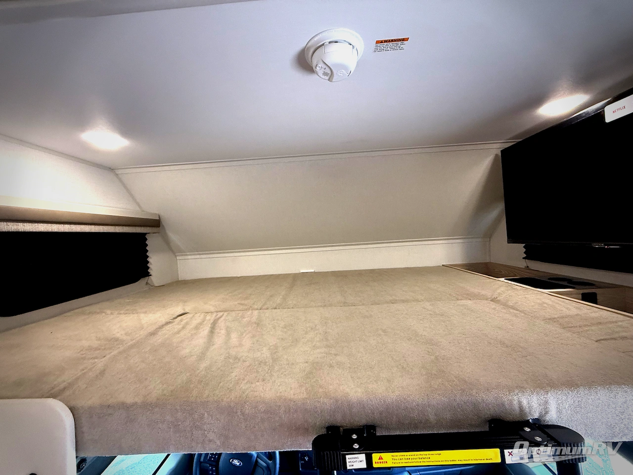 2026 East To West Entrada 2200S Photo 9