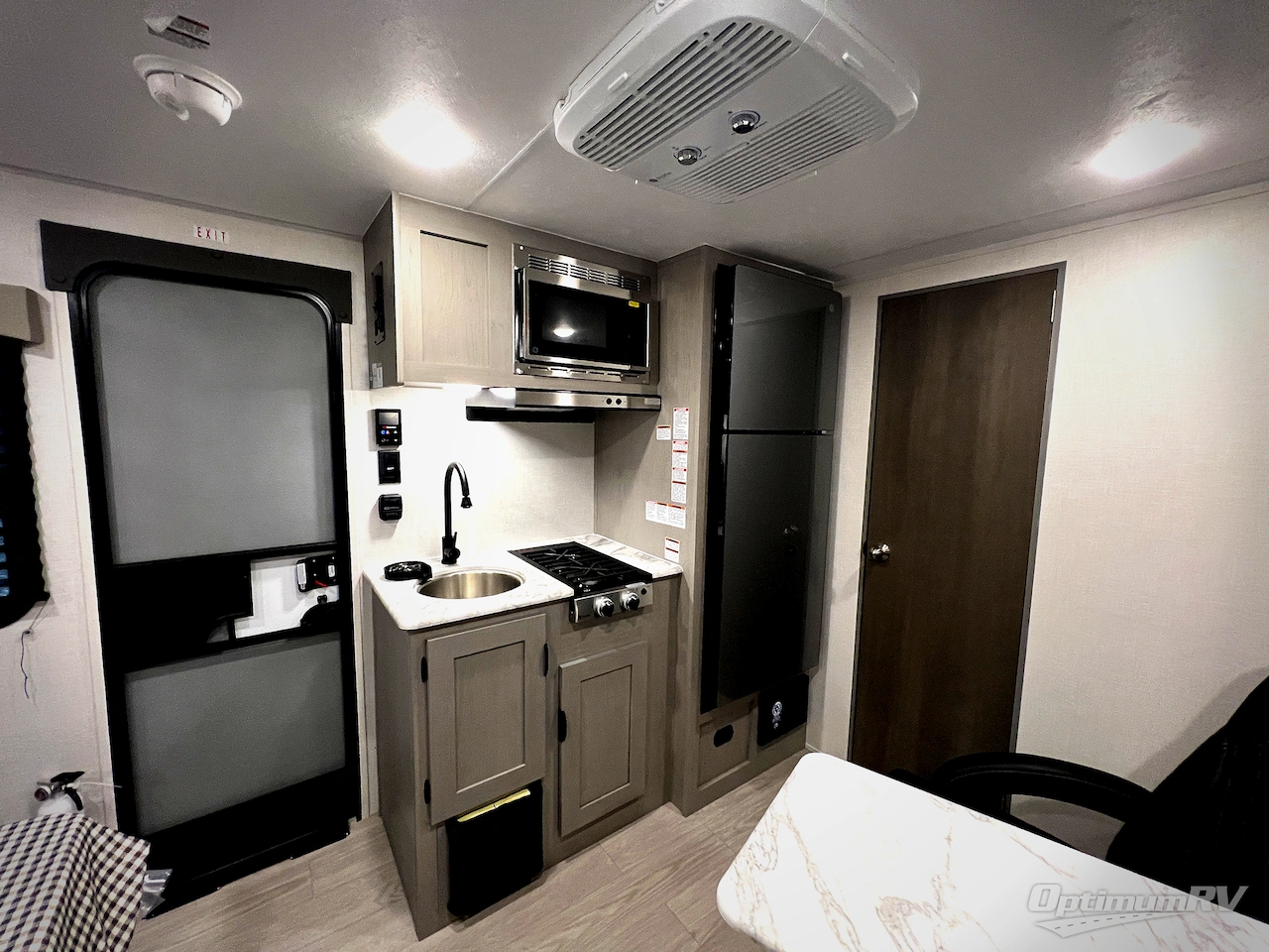 2026 Forest River Viking 4K Series 18FQ Photo 8