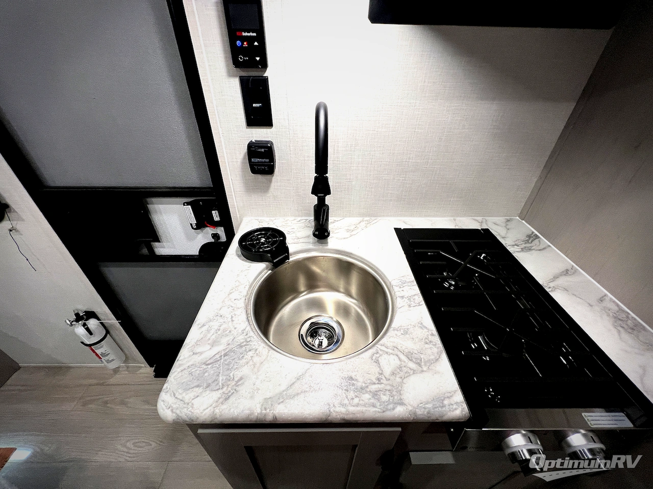 2026 Forest River Viking 4K Series 18FQ Photo 9