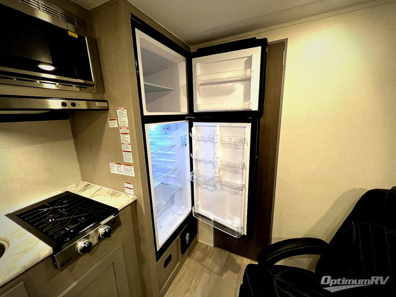 2026 Forest River Viking 4K Series 18FQ Photo 12