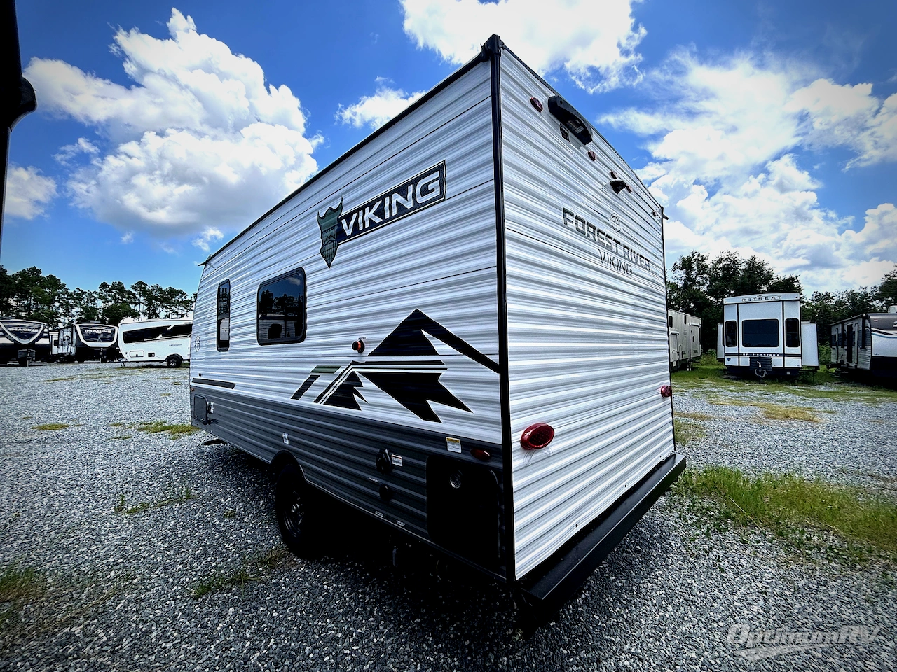 2026 Forest River Viking 4K Series 18FQ Photo 3