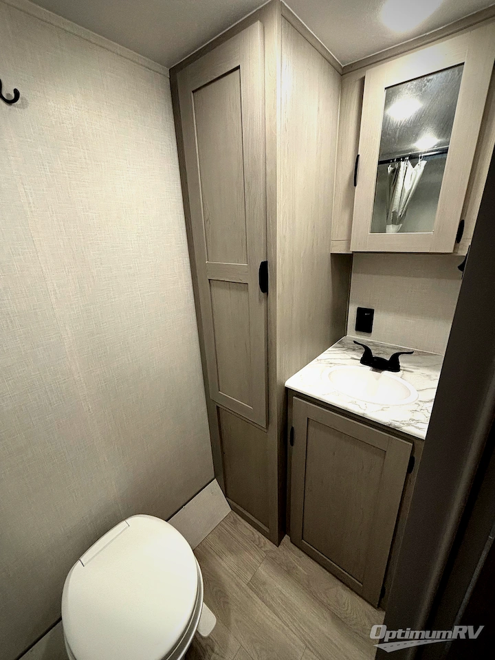 2026 Forest River Viking 4K Series 18FQ Photo 14