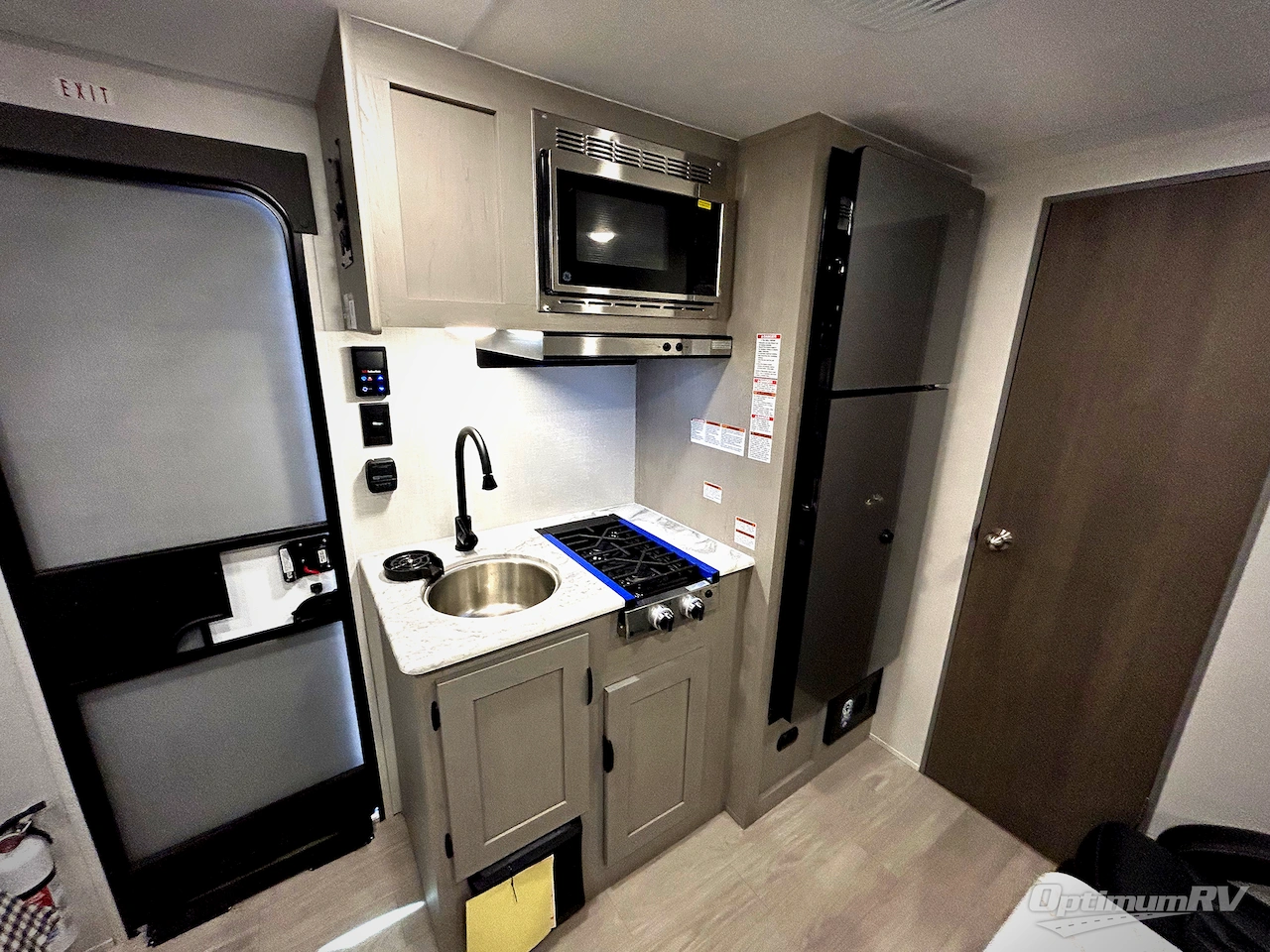 2026 Forest River Viking 4K Series 18FQ Photo 8