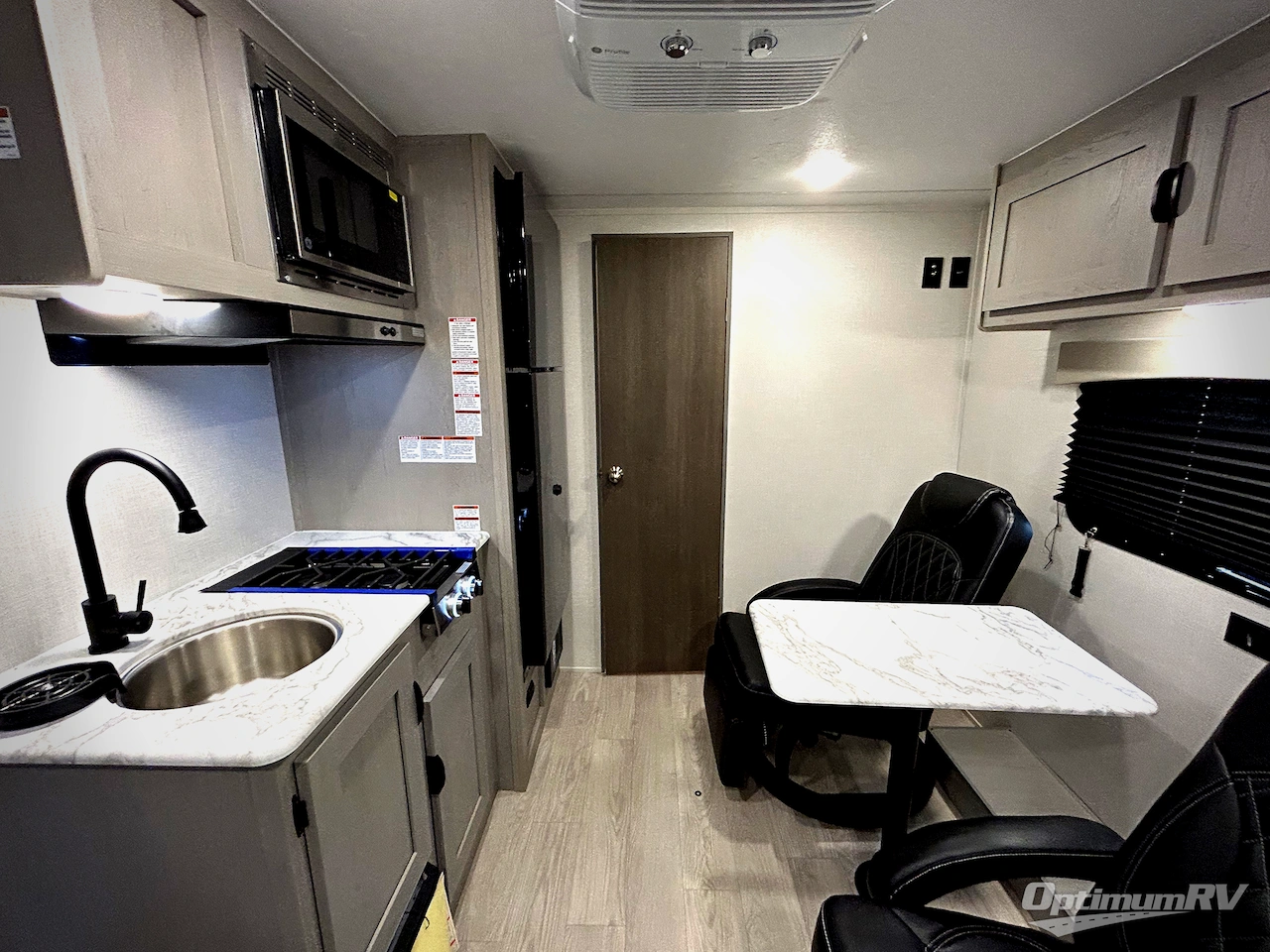 2026 Forest River Viking 4K Series 18FQ Photo 4