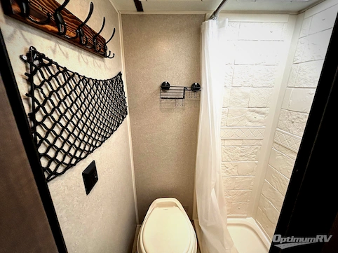 2021 Sunset Park Sun-Lite 18RD RV Photo 4