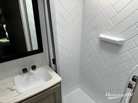 2024 Forest River Wildwood X-Lite Platinum 28VBXLX RV Photo 4