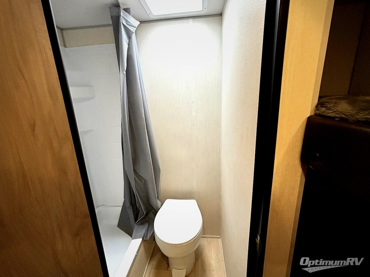 2025 Forest River Cherokee Wolf Pup 16EV Photo 9