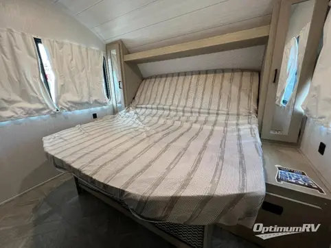 2024 Forest River Wildwood X-Lite View 24VIEW RV Photo 4