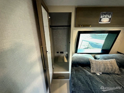 2025 Forest River Wildwood Heritage Glen 310BHI RV Photo 3