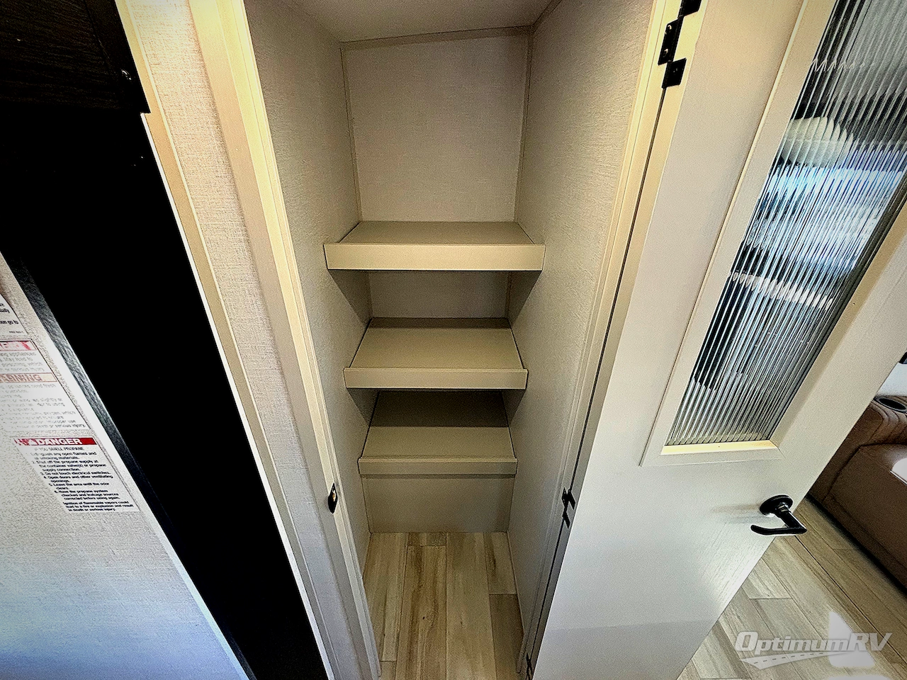 2025 Forest River Wildwood Heritage Glen 310BHI Photo 9