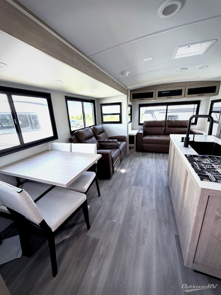 2026 Grand Design Imagine 2970RL Photo 6