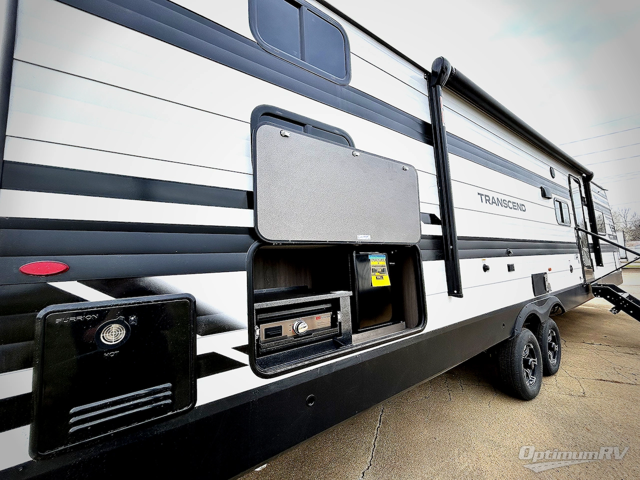 2025 Grand Design Transcend 335BHT Photo 30