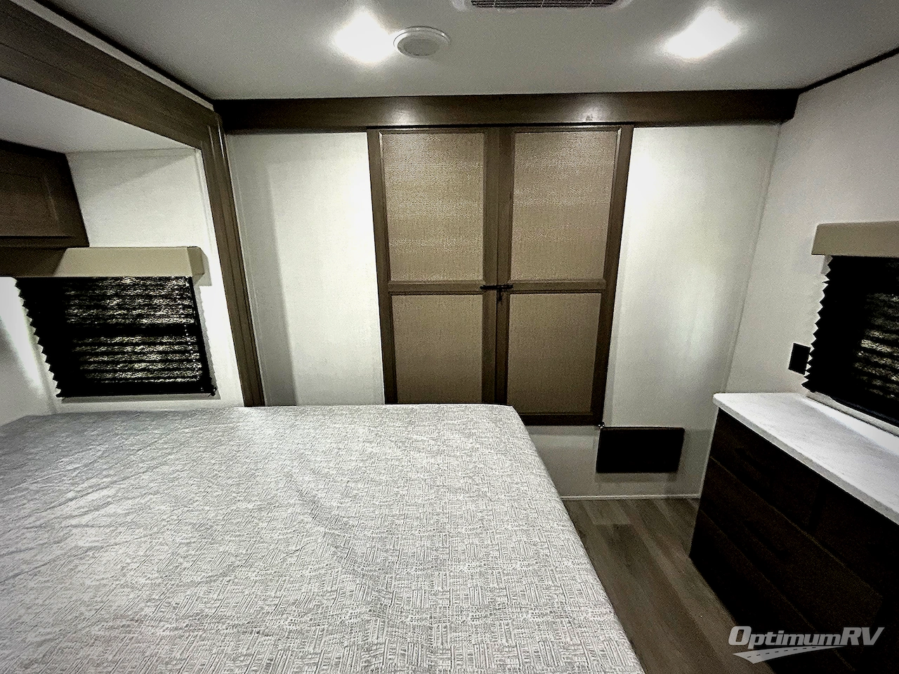 2025 Grand Design Transcend 335BHT Photo 25
