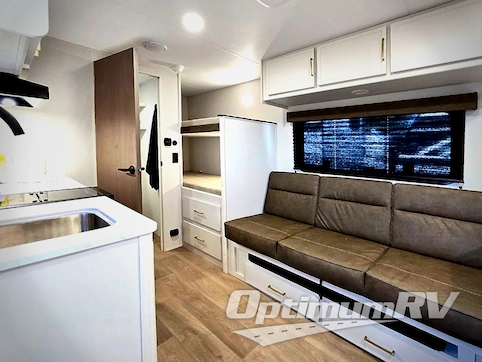 2027 Grand Design Transcend One 151BH RV Photo 4