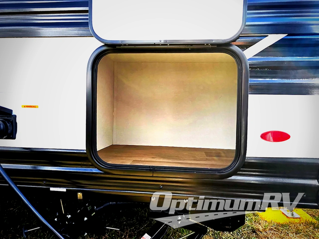 2027 Grand Design Transcend One 151BH Photo 12