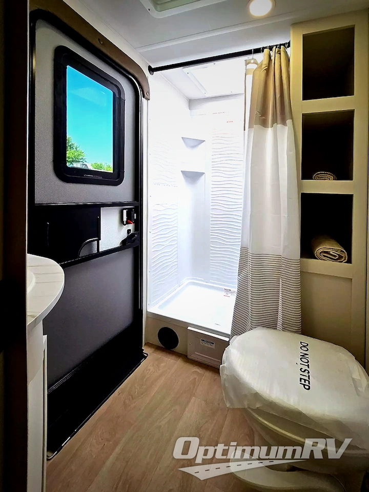 2027 Grand Design Transcend Xplor 27DBX Photo 9