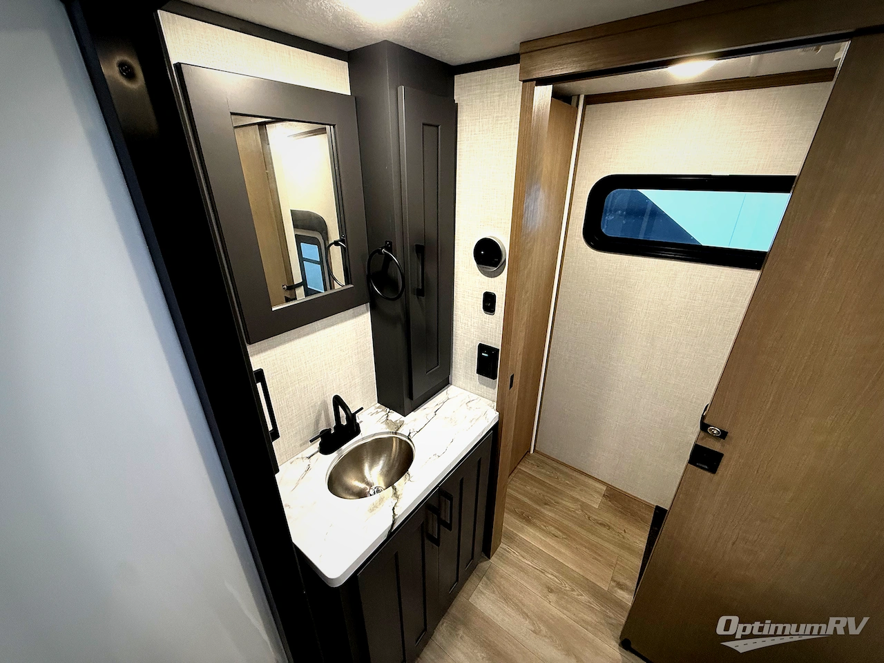 2025 KZ Durango 281RKD Photo 18