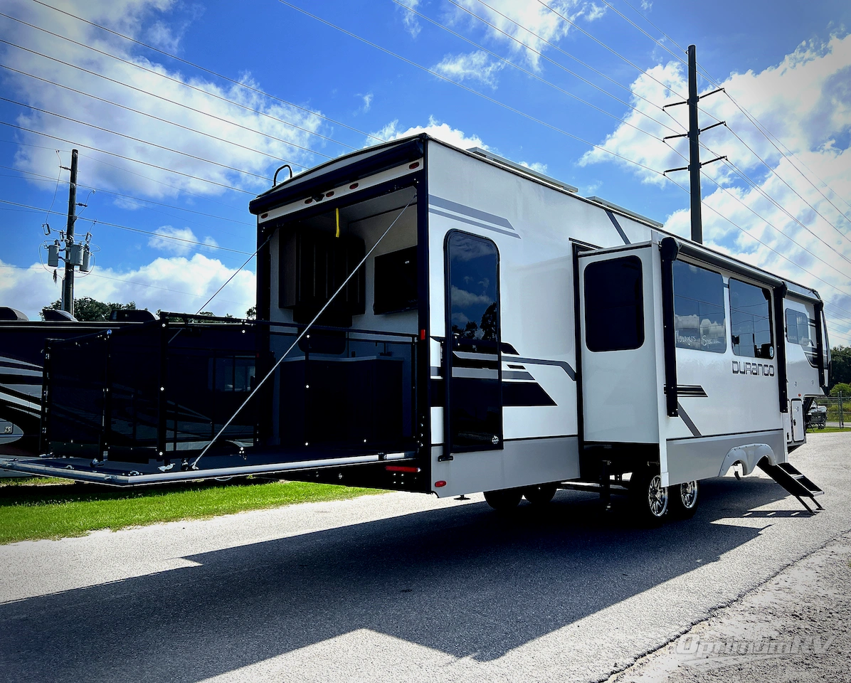 2025 KZ Durango 341RPT Photo 2