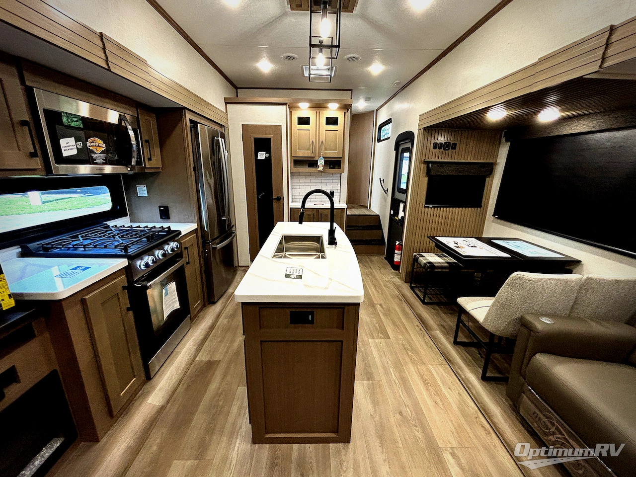 2025 KZ Durango D341RPT Photo 5