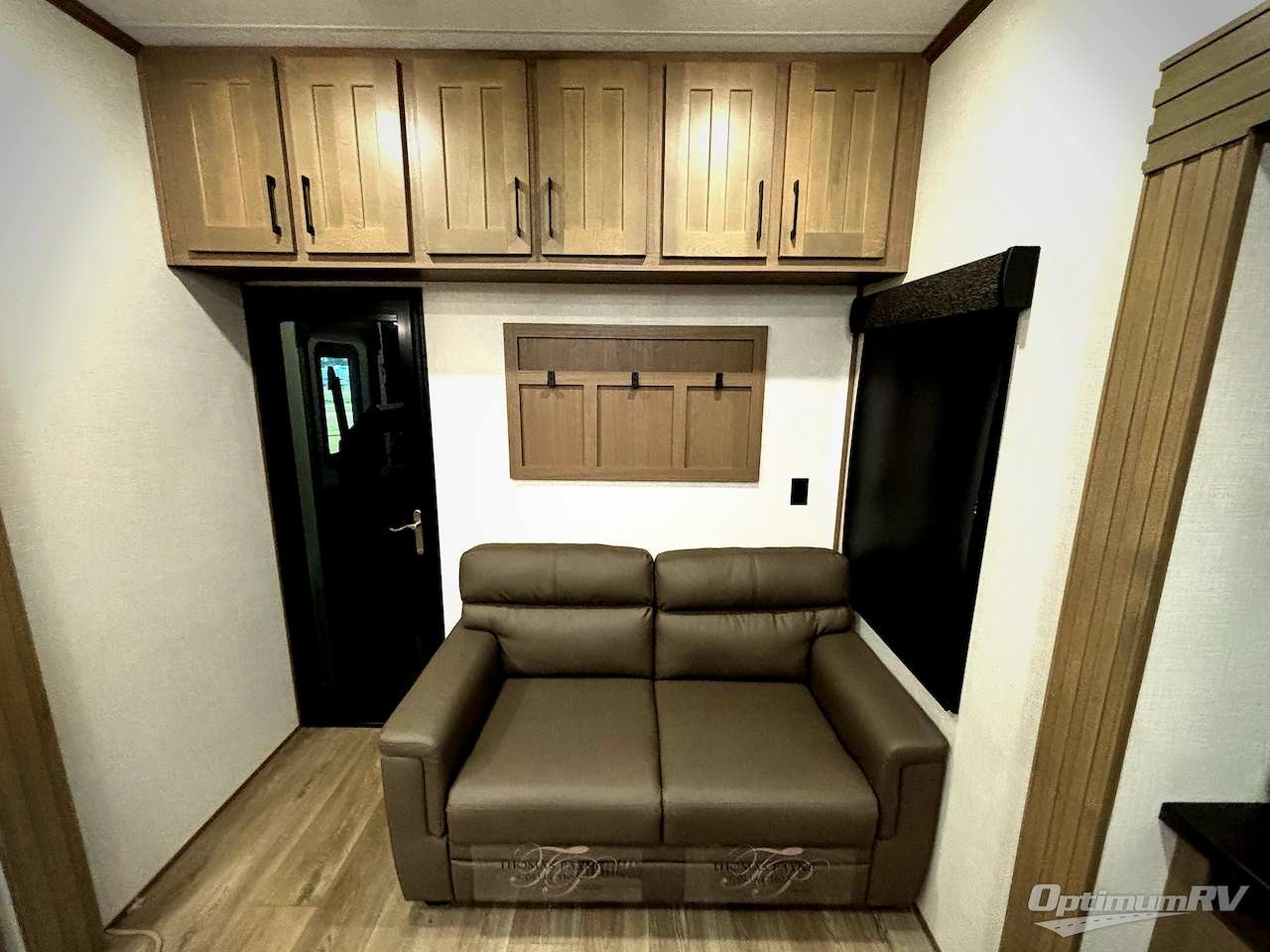 2025 KZ Durango D341RPT Photo 21