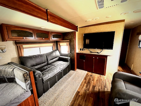 2016 Heartland North Trail 30RKDD King RV Photo 2