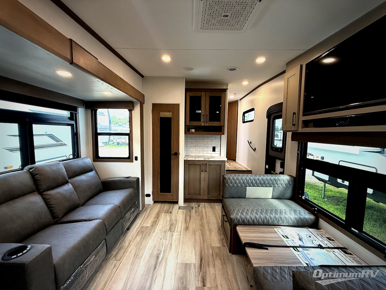 2026 KZ Durango Half-Ton 232MLD Photo 5
