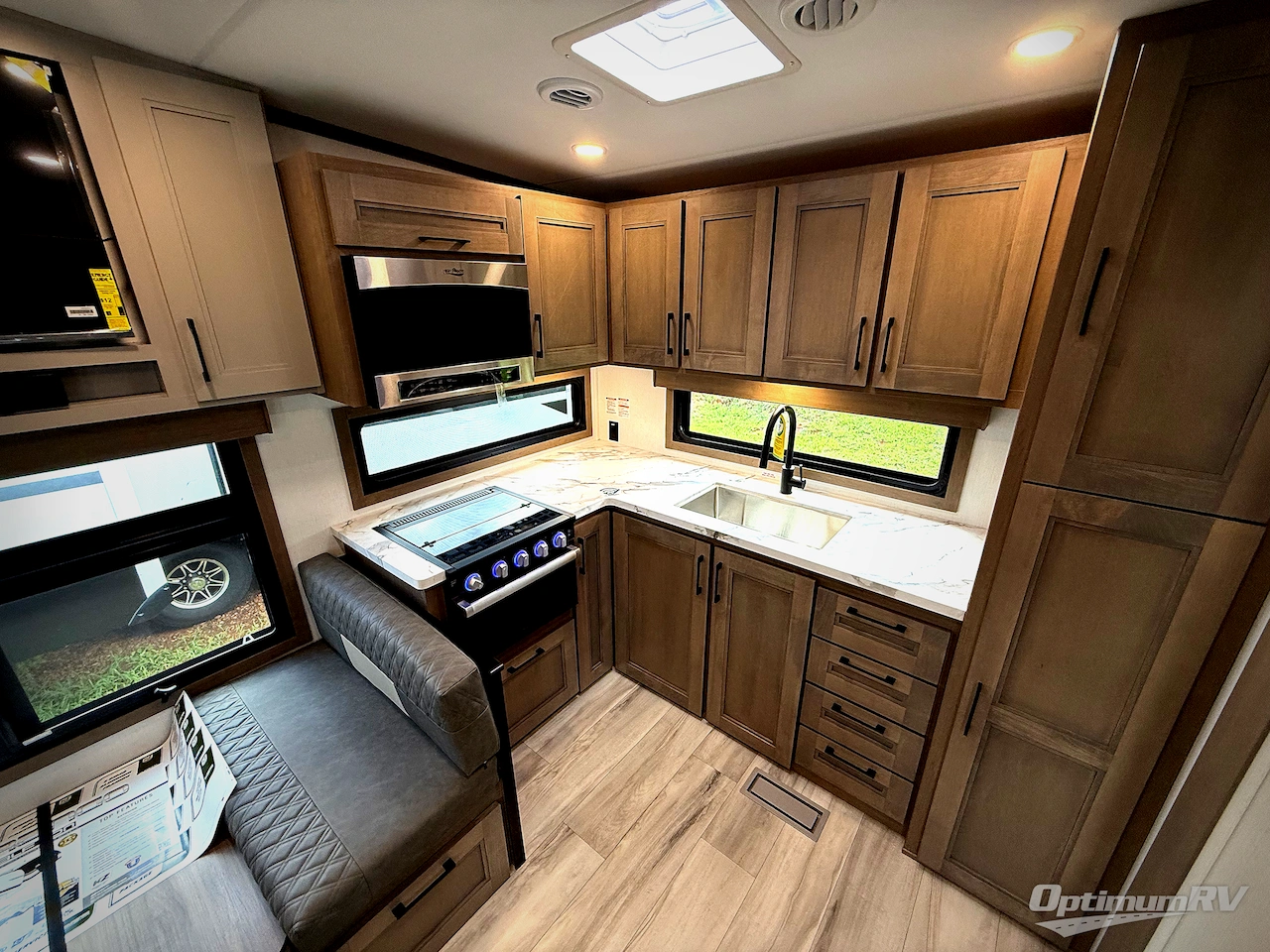 2026 KZ Durango Half-Ton 232MLD Photo 8
