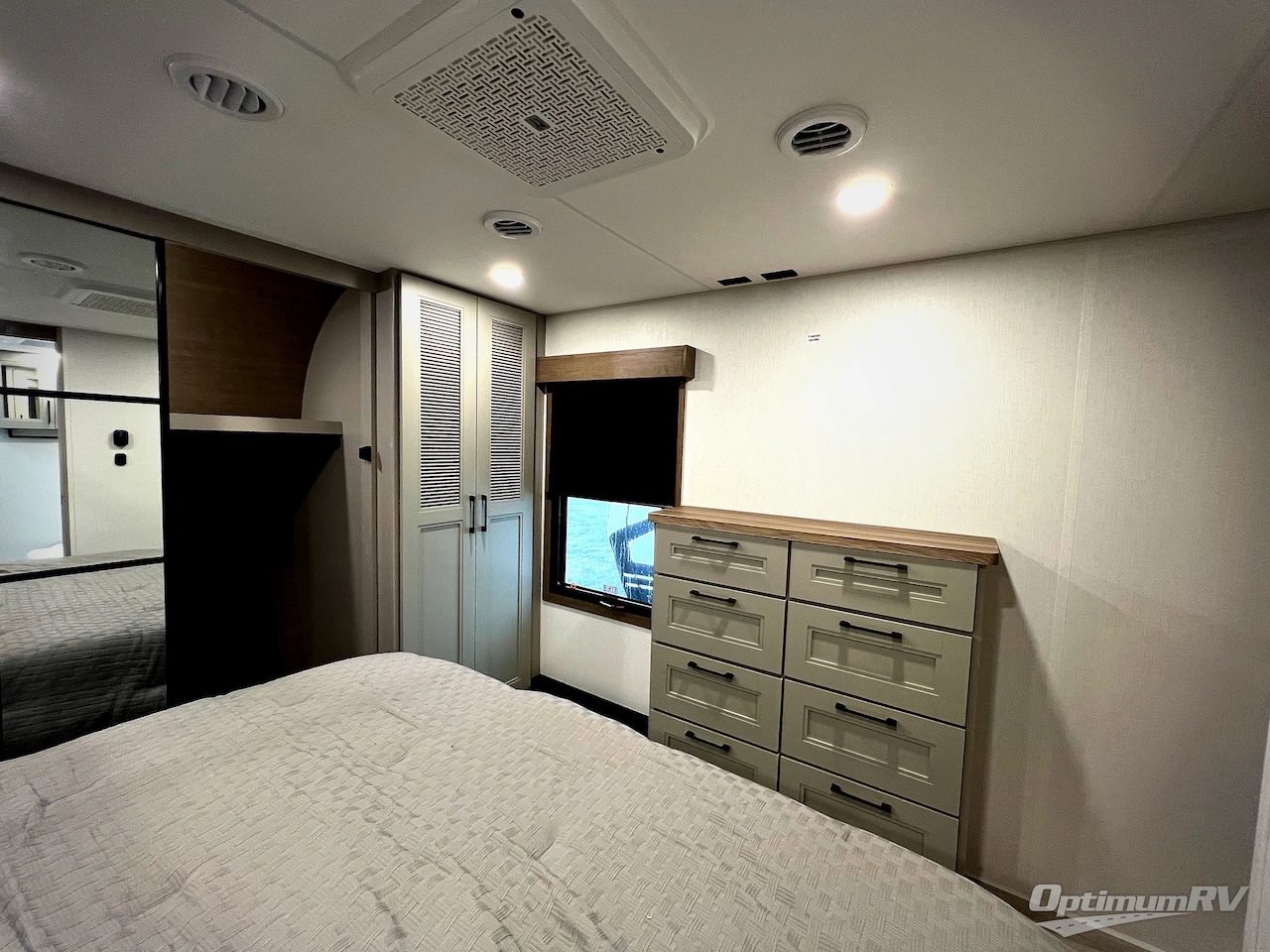 2026 KZ Durango 301RLT Photo 20