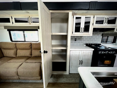 2026 Palomino Puma Destination 420LFT RV Photo 3