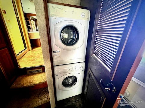 2011 Heartland Bighorn 3455RL RV Photo 3