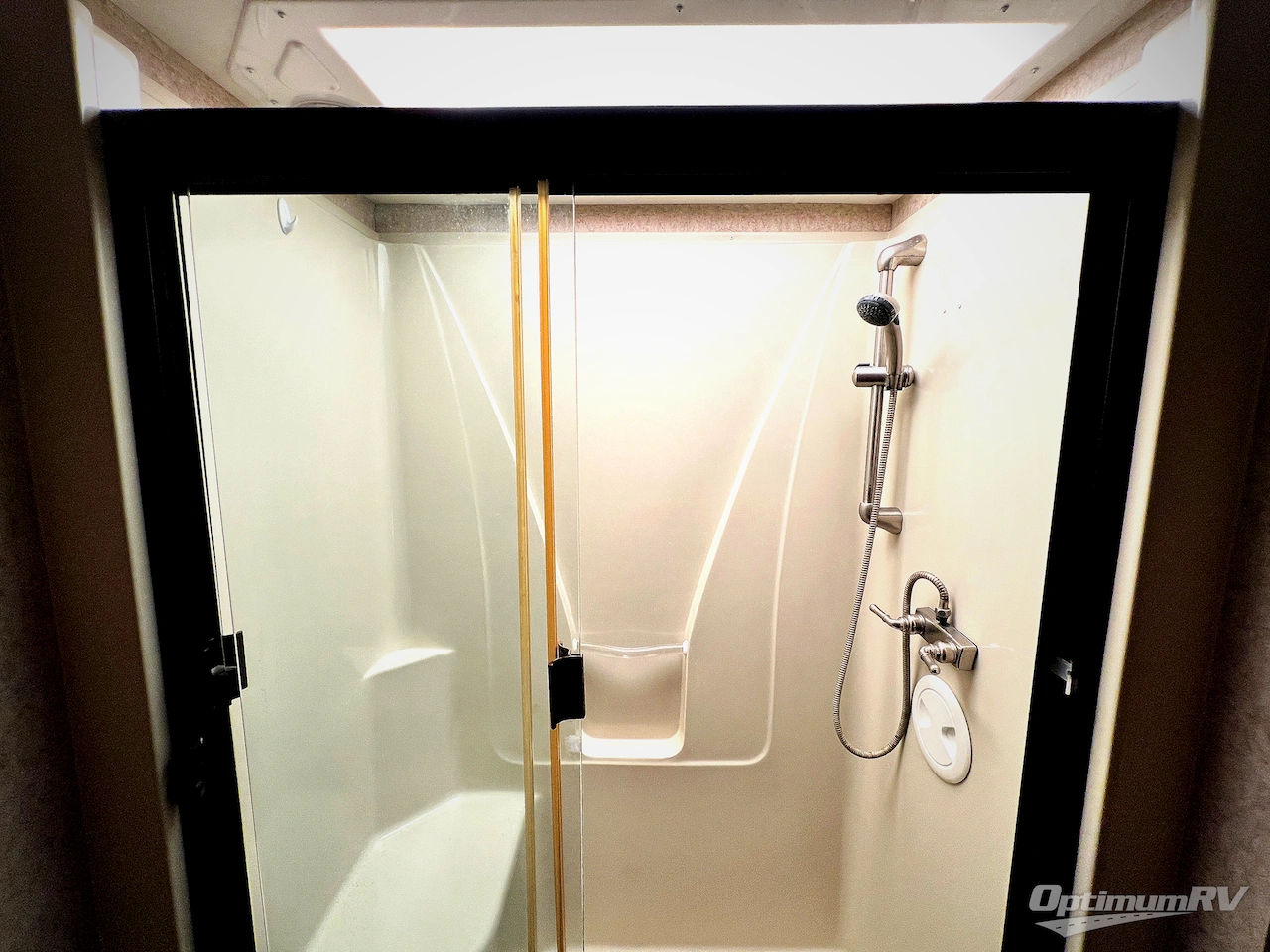 2011 Heartland Bighorn 3455RL Photo 12