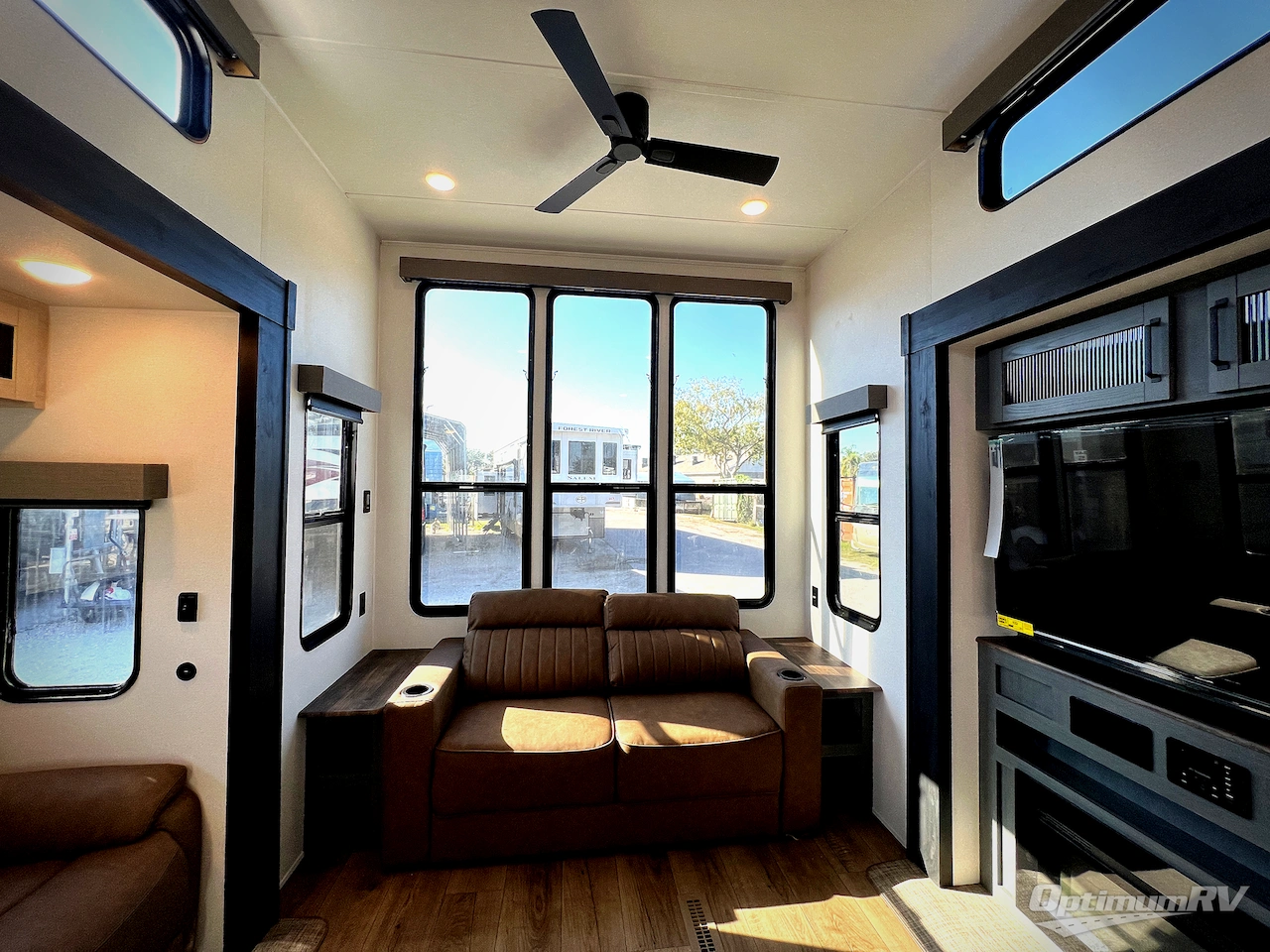 2026 Forest River Puma Vista 401RLFT Photo 6