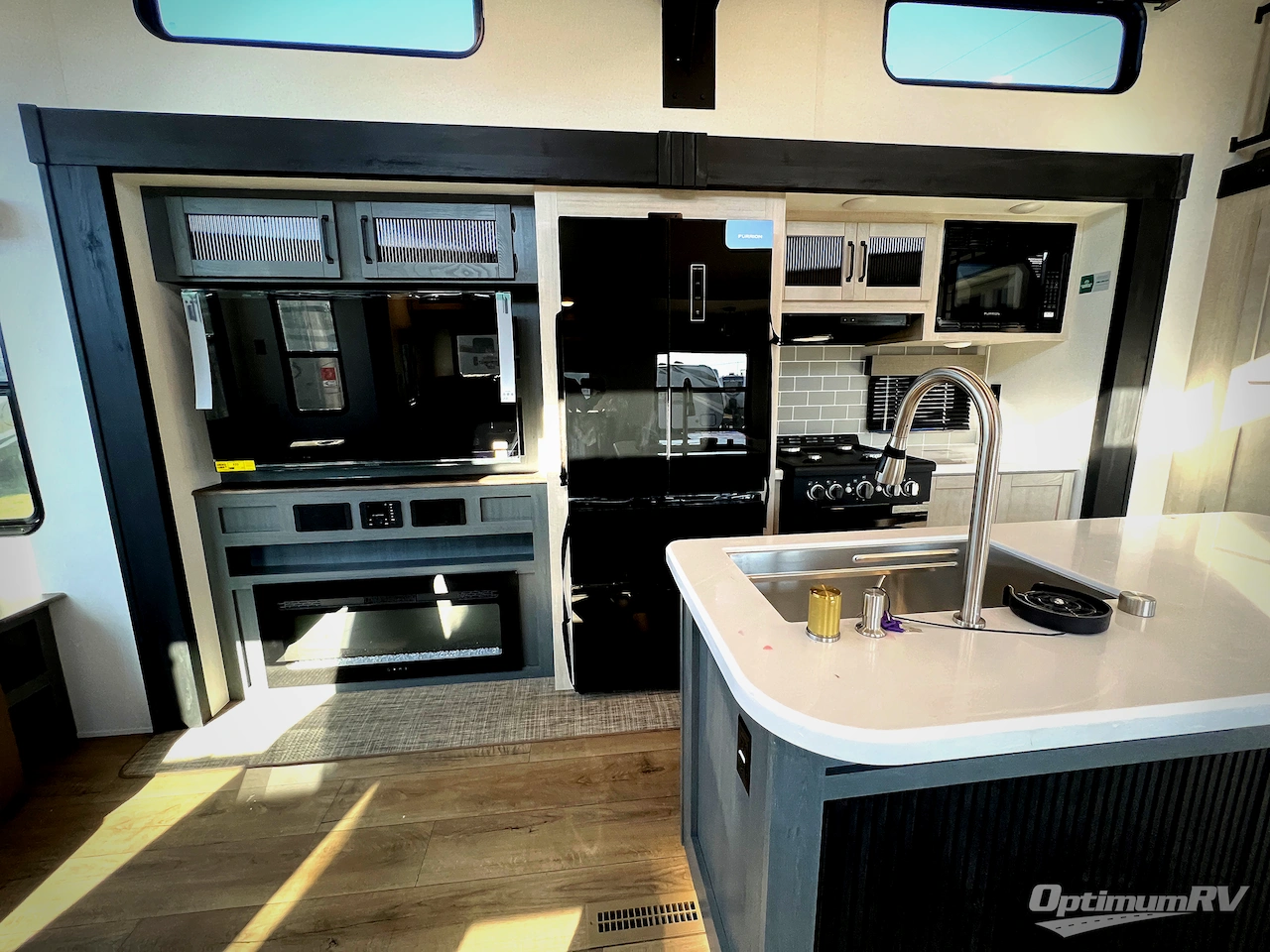 2026 Forest River Puma Vista 401RLFT Photo 14