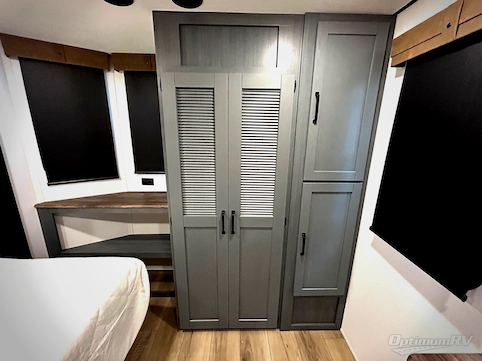 2026 Palomino Puma Destination 421LFT RV Photo 2