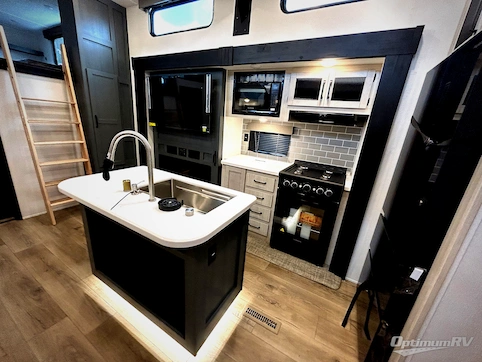 2026 Palomino Puma Destination 421LFT RV Photo 3
