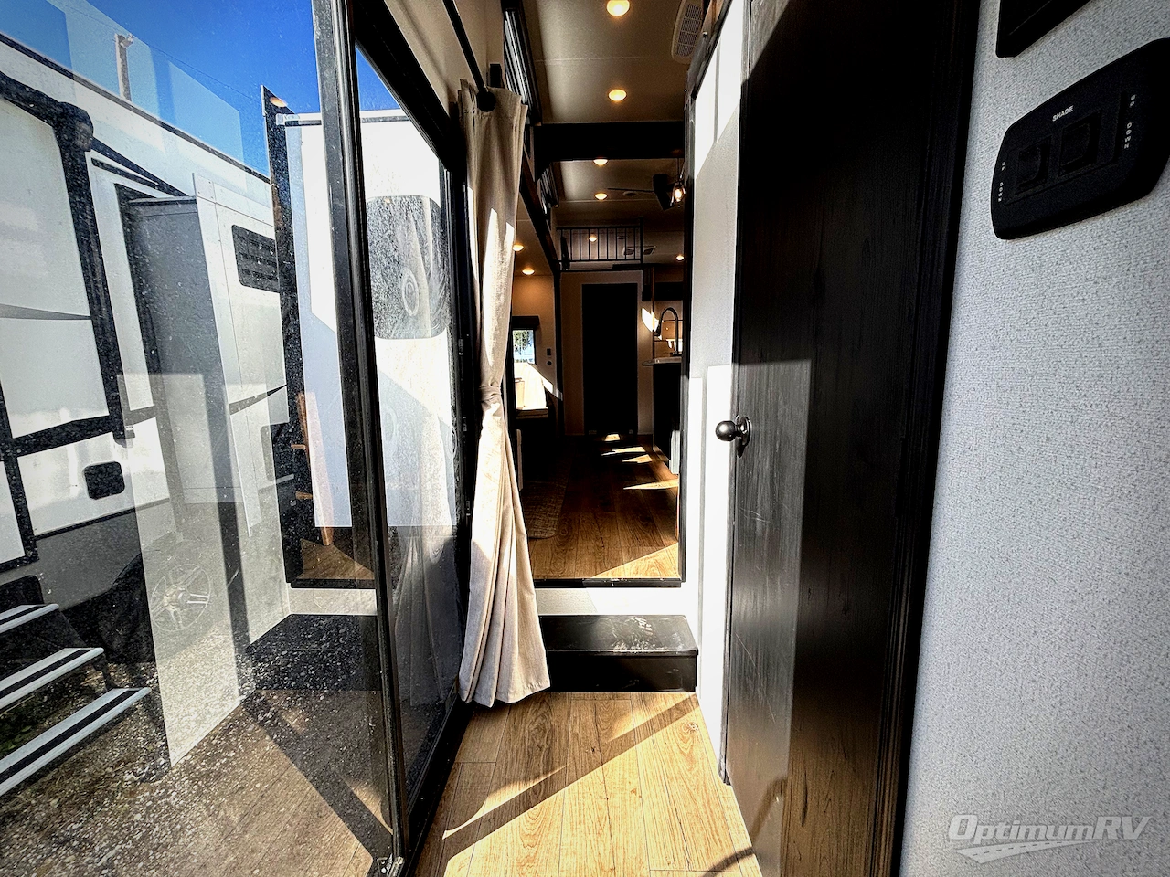 2026 Forest River Puma Vista 421LFT Photo 6