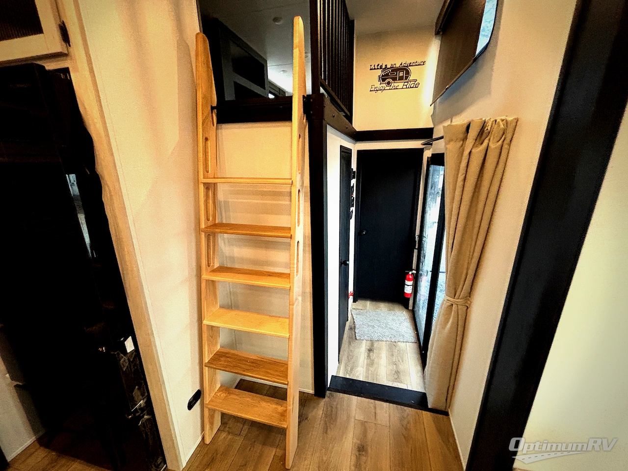 2026 Forest River Puma Vista 421LFT Photo 13